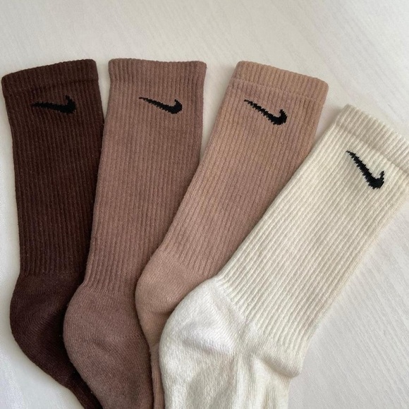 Custom Dyed Nike Crew Socks - Nude 4 Pack - Picture 1 of 2